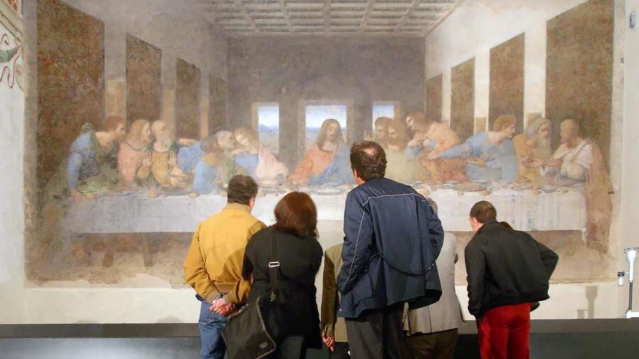 Leonardo’s faded but still masterful ‘Last Supper’ enthralls visitor