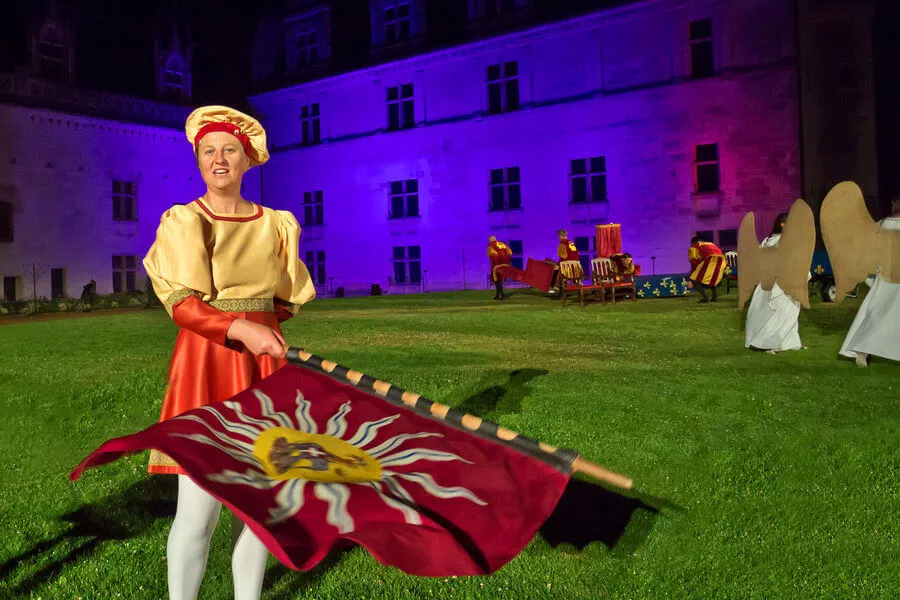 Château Royal d'Amboise's performances include live actors, fireworks, and an English audioguide