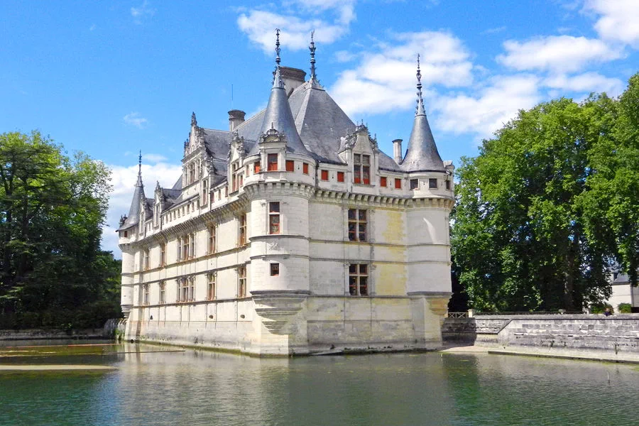 After several years of being covered in scaffolding, the Château d'Azay-le-Rideau has returned to its romantic glory