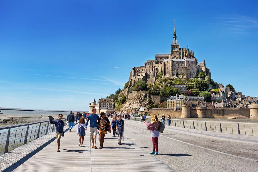 Hydraulic work around Mont St-Michel is complete, making it an island at high tide once again